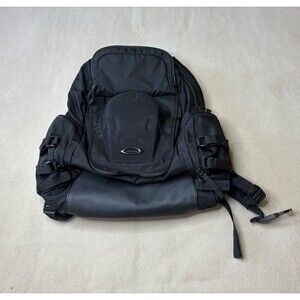 Oakley Icon Backpack 2.0 Tactical Backpack FOS901774 Black Cordura Exterior